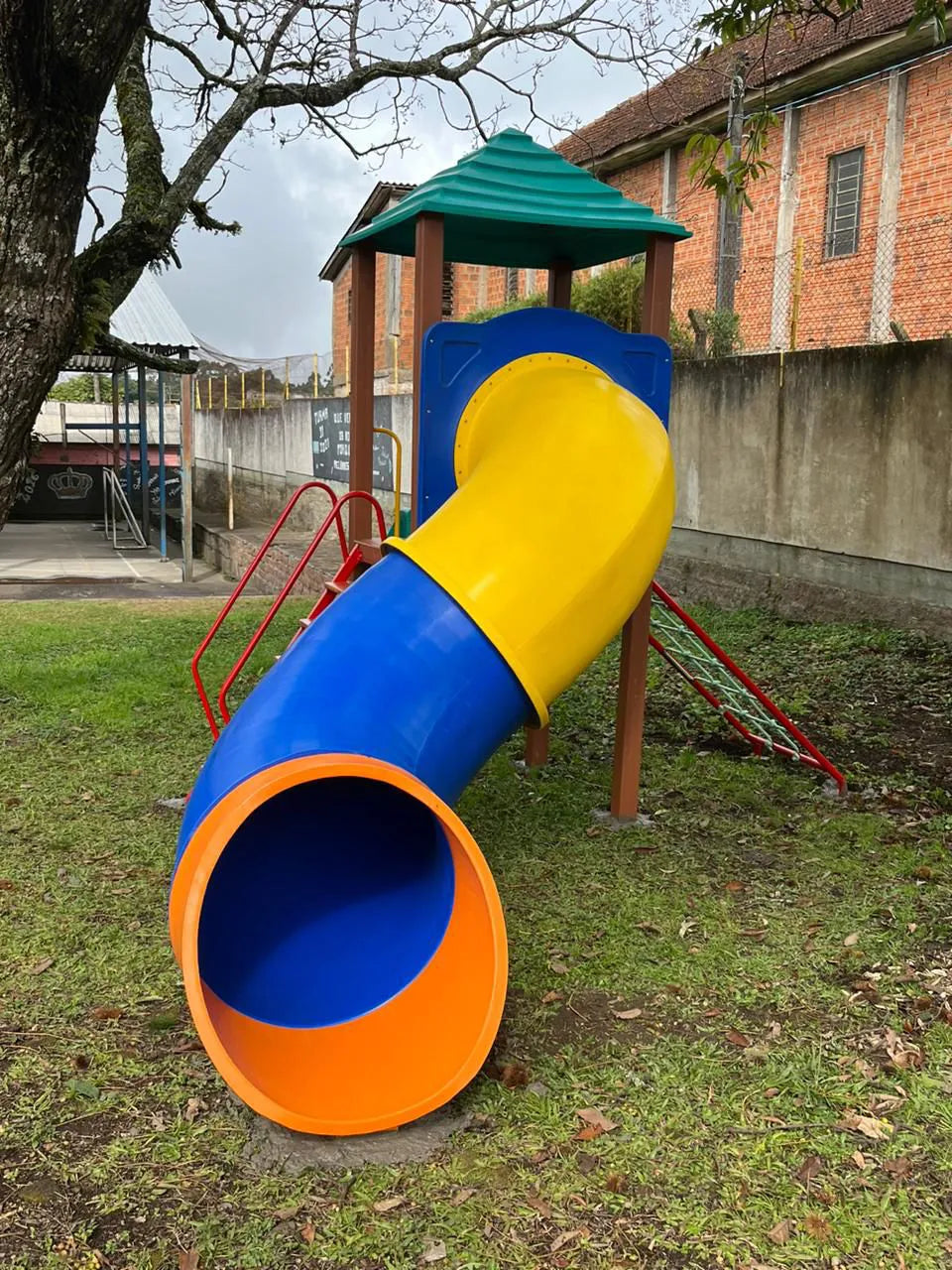 Playground Madeira Plástica 1