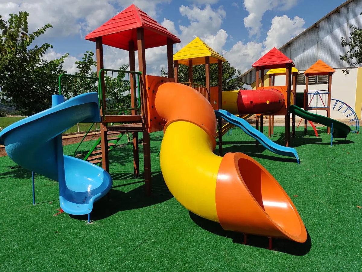 Playground Madeira Plástica 8