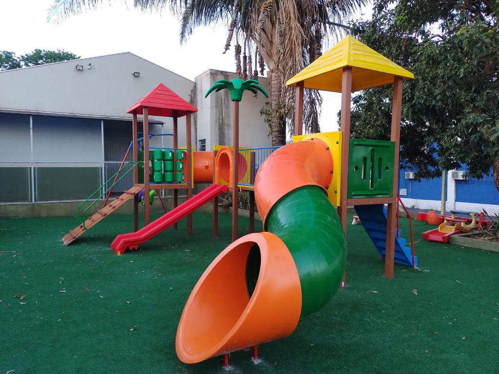 Playground Madeira Plástica 7