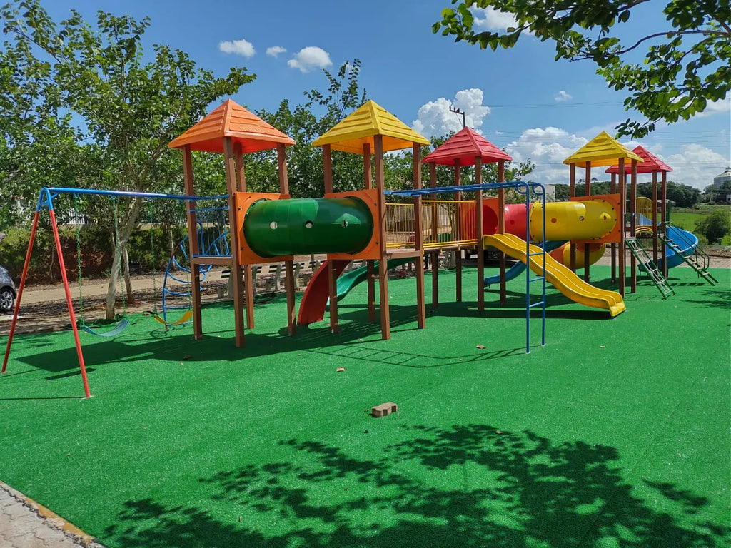 Playground Madeira Plástica 8